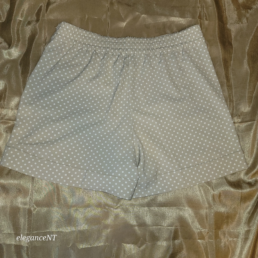 NY & Co Women's Tan and White Polka Dot Short Pant Sz: 12 - Picture 6 of 10